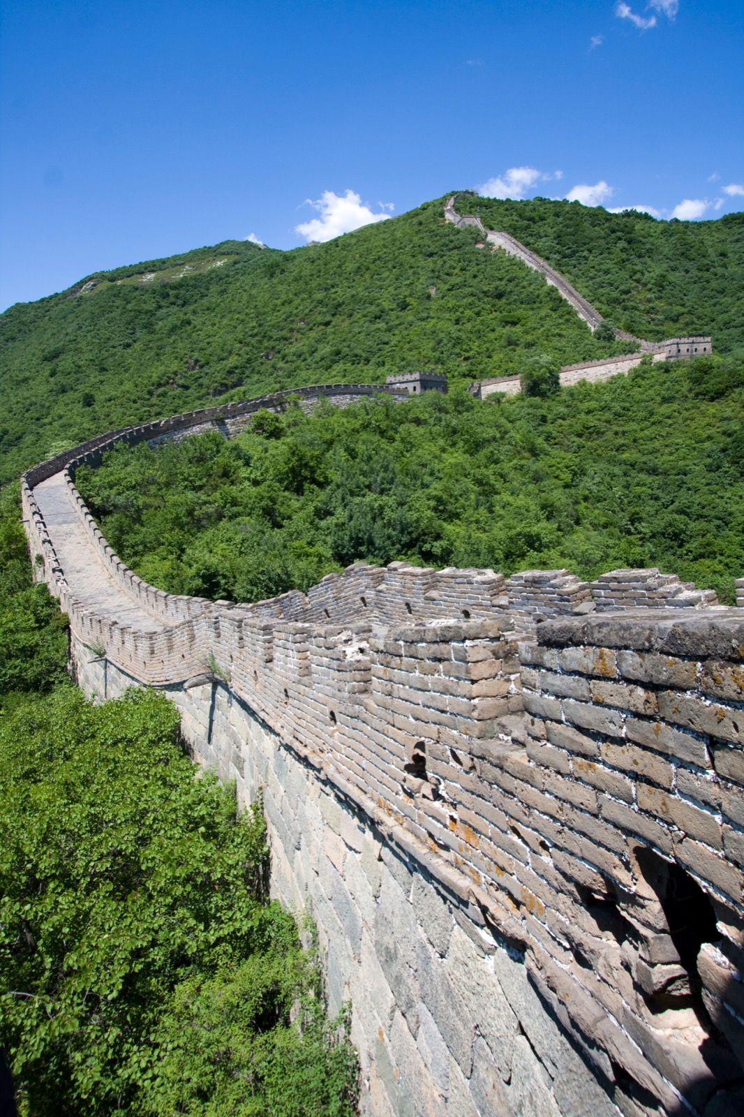Watchtowers and mountain ridges along the Great Wall at Mutianyu near Beijing