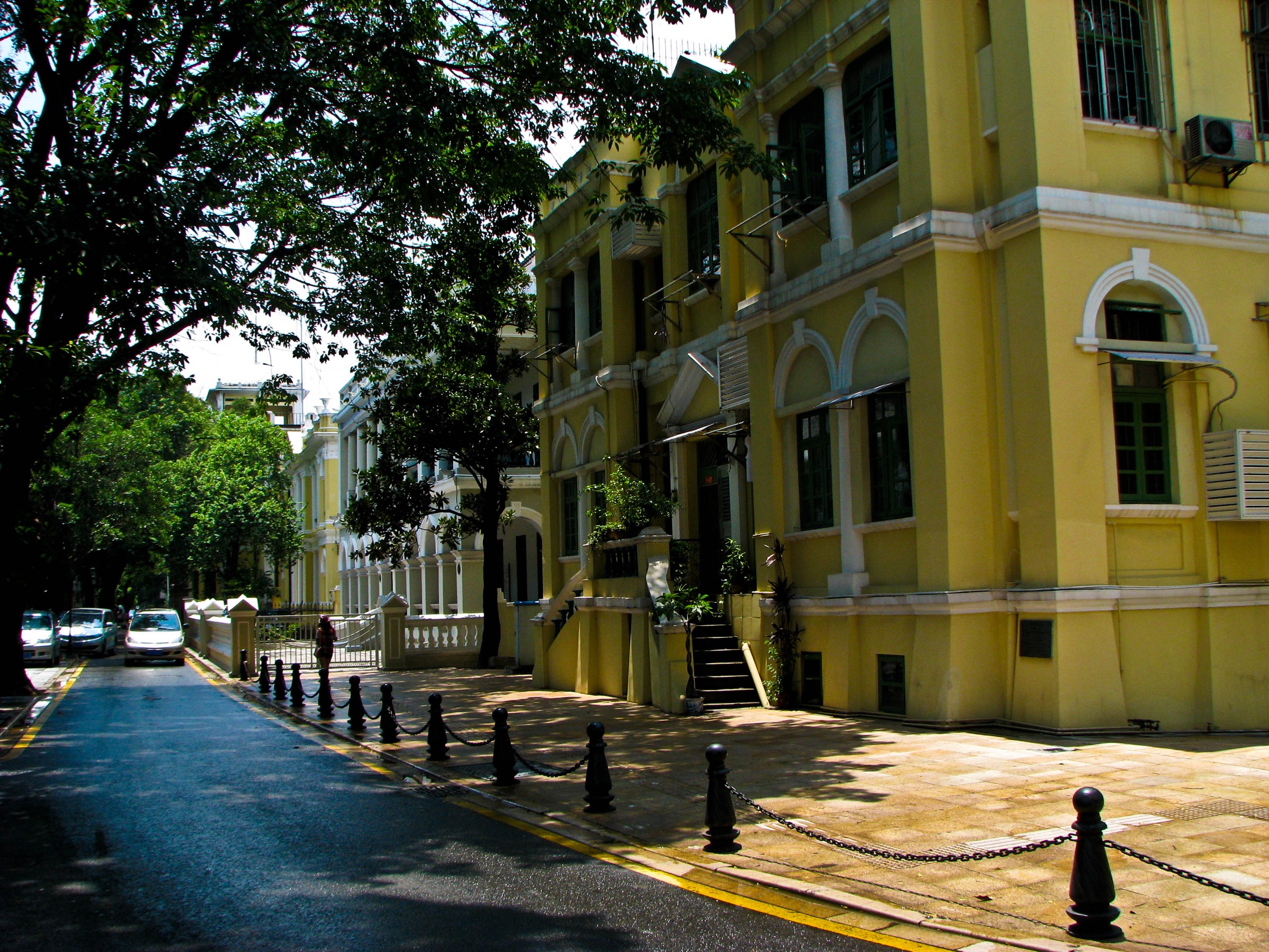 Tree-lined historic street on Shamian Island in Guangzhou